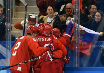 Пресс-служба сборной России по хоккею неожиданным образом представила состав национальной сборной России по хоккею, которая отправляется на Олимпийские игры в Пекин. В соцсетях появился ролик, в съемках которого поучаствовали жители двух с лишним десятков городов.  