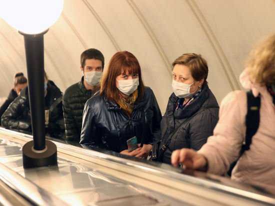«Теперь метро – «красная зона»: ученый призвал всех ездить в очках