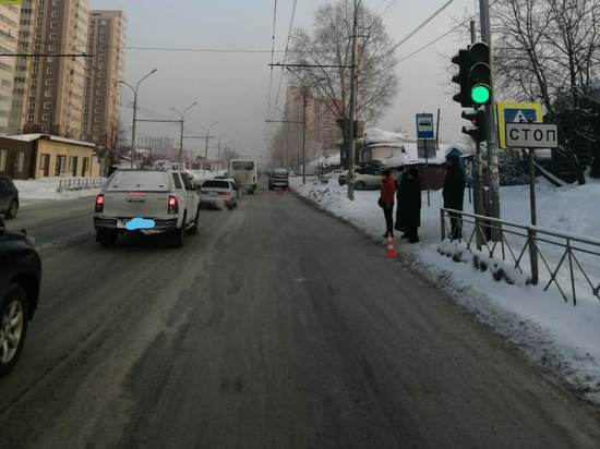 Водитель Mitsubishi Delica сбил 13-летнюю девочку в Новосибирске