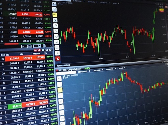 Мошенники на бирже нагрели смолянина на 950 тысяч рублей