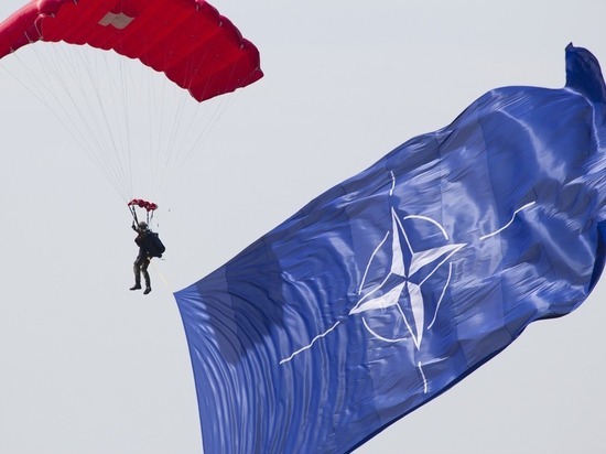 На Украине заявили, что вступление России в НАТО снимет напряжение в мире