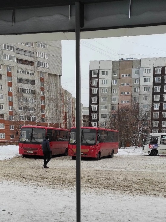 В Ярославле водители автобусов не желают ездить по распмсанию