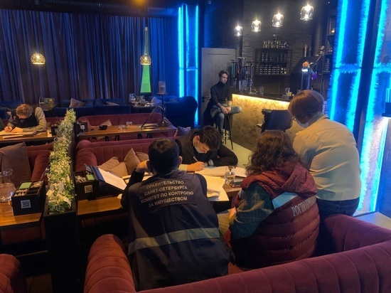 Пять петербургских баров опечатали за работу по ночам
