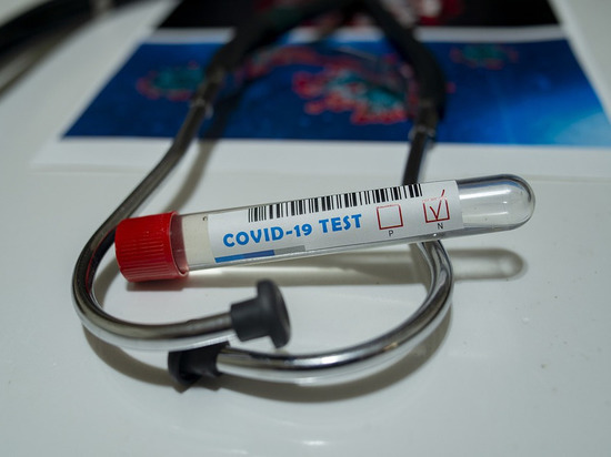 976 человек лечатся от коронавируса в больницах Смоленской области