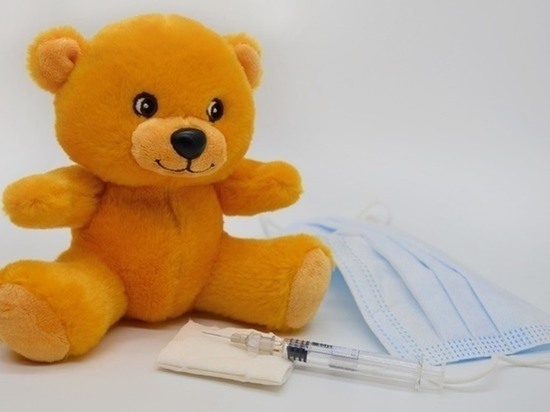 В Ноябрьске почти 700 детей болеют коронавирусом