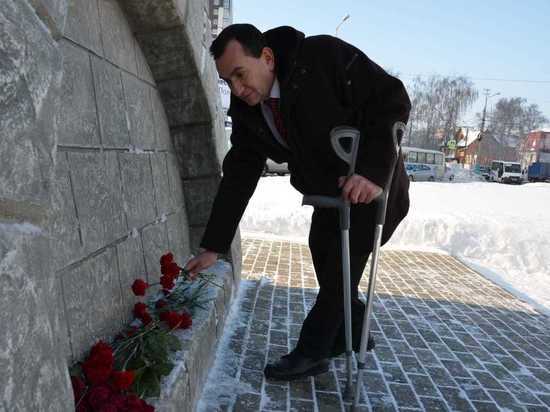 Политик Амстиславский призвал хранить память о героизме в блокаду Ленинграда