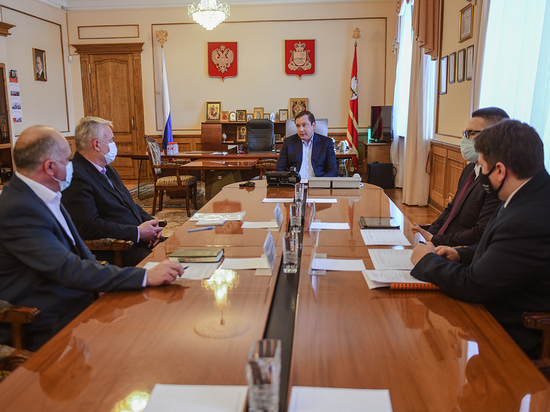Главы Темкинского и Краснинского района ответили за "Чистую воду"