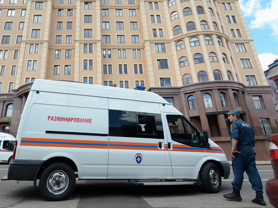 В Донецке сообщили о минировании девяти зданий
