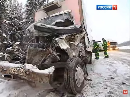 В массовом ДТП в Новой Москве погиб водитель грузовика с чувашскими номерами