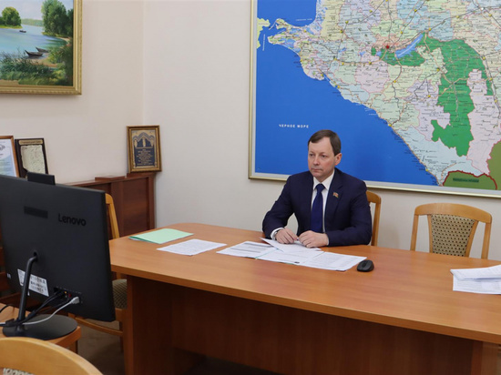 Председатель аграрного комитета ЗСК Сергей Орленко принял участие в совещании Совфеда