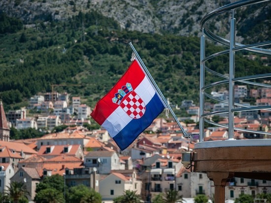 Президент Хорватии назвал премьера «украинским агентом»
