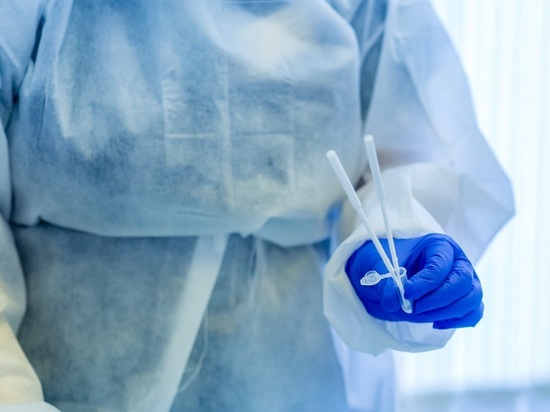 За сутки коронавирус подтвердился у более 2 тысяч южноуральцев