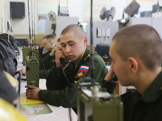 Проживающих в ДНР и ЛНР россиян могут призвать на службу в армию
