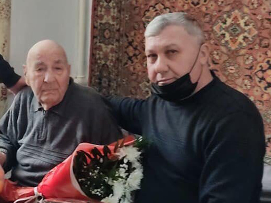 Украинские националисты испортили день рождения 102-летнему ветерану Великой Отечественной