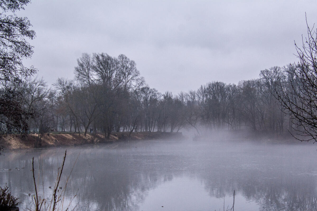 Река в разные времена года. Как тускарь изменяется в разные времена года. Река в разные времена года. Река изменяется в разные времена года. Река изменяется в разные времена года.