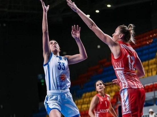 Баскетболистки красноярского «Енисея» в гостях разгромили «Спартак» из Ногинска