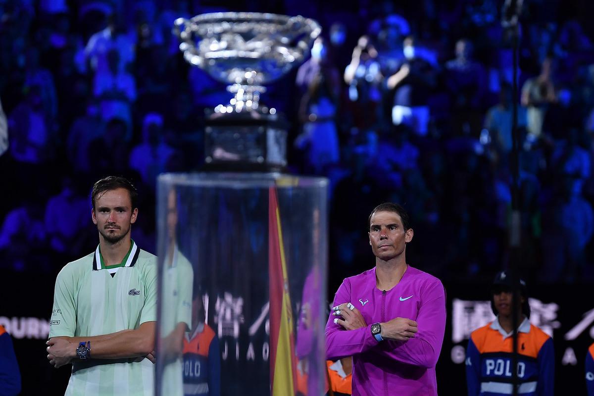 Российский теннисист не смог обыграть в финале Australian Open-2022 Рафаэля Надаля