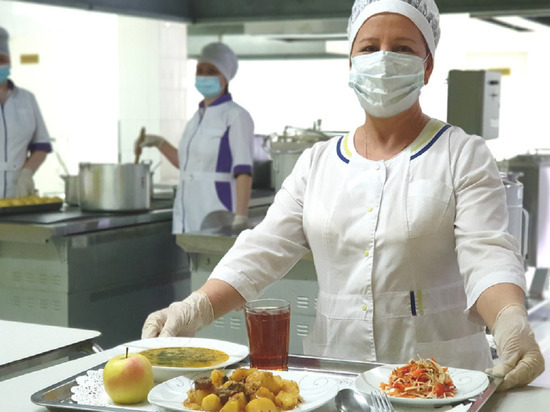 В Губкинском пациентов больницы будут кормить олениной и дикоросами