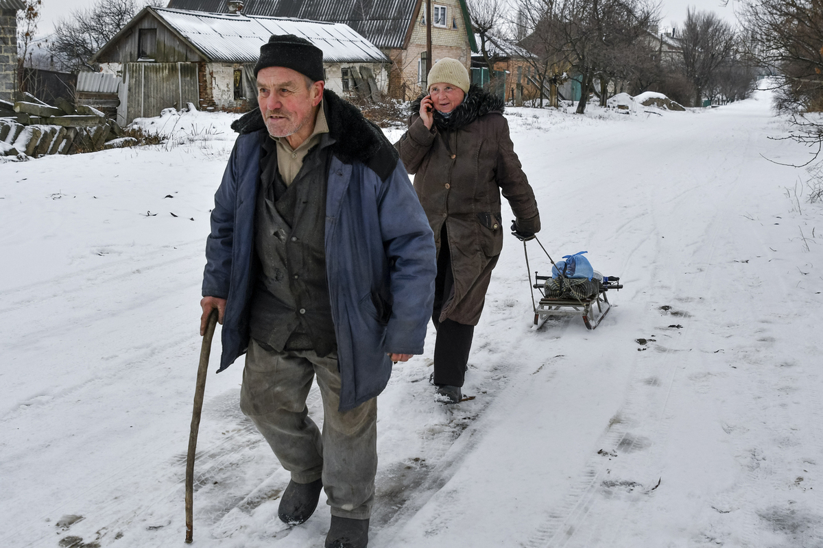 Жители Донецка начали эвакуироваться в спальные районы - МК