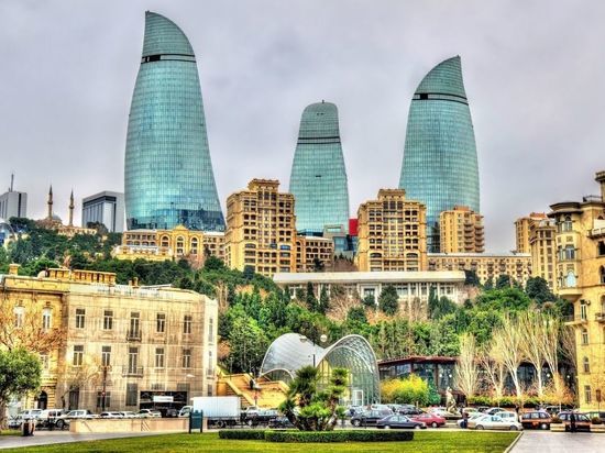 Авиарейсы из Петербурга в Баку запустят 17 марта