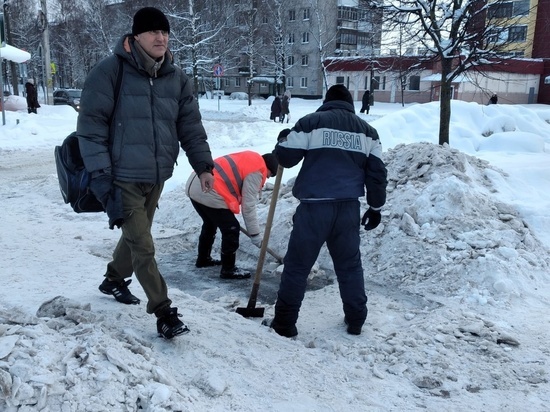 Оштрафованный за неубранные дороги мэр Новгорода дал неутешительный прогноз по снегопадам в феврале