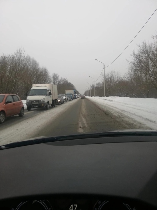 В Брянске возникла пробка на мосту через Болву
