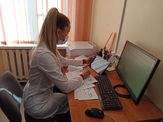 Пациенты в Хабаровском крае могут обратиться к терапевту по видеосвязи