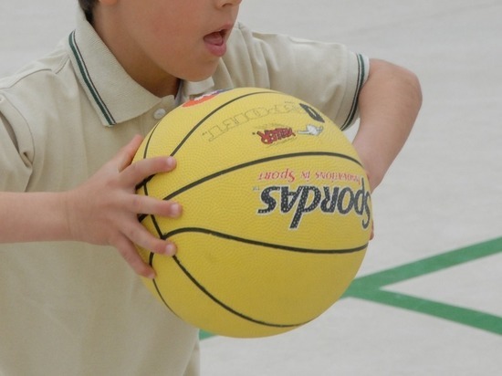 В ДНР ищут доноров для маленького баскетболиста