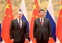 Президент России Владимир Путин и председатель КНР Си Цзиньпин подписали совместное заявление, которое провозглашает переход международных отношений в новую эпоху
