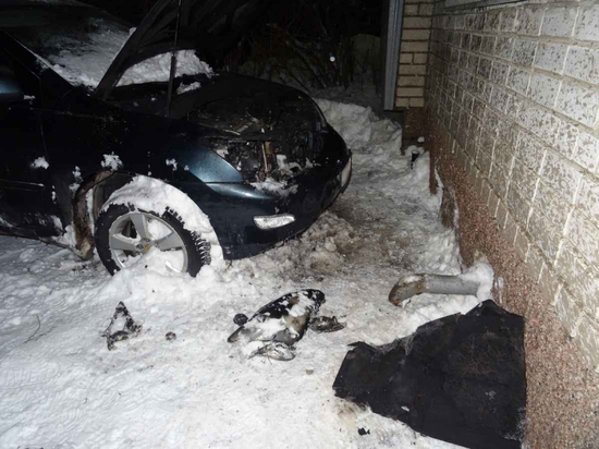 Молодого жителя Петрозаводска обвиняют в поджоге соседского авто