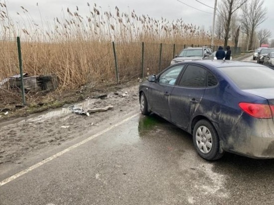 В Ростове-на-Дону произошло массовое ДТП на подъезде к зоне отдыха