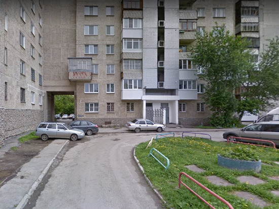 16 жильцов эвакуировали из многоэтажки в Орджоникидзевском районе Екатеринбурга