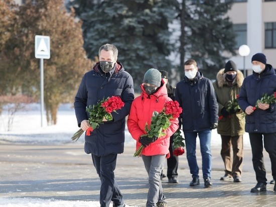 Губернатор Белгородской области почтил память 1700 заживо сожженных белгородцев в 1942 году