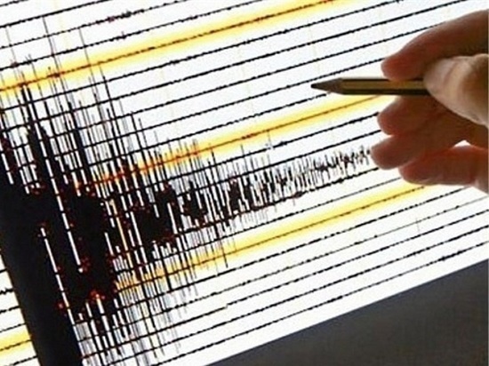 На Сахалине, в акватории Охотского моря произошло землетрясение