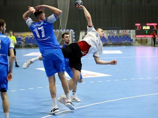 Омский гандбольный «СКИФ» выиграл дома два подряд матча в чемпионате России