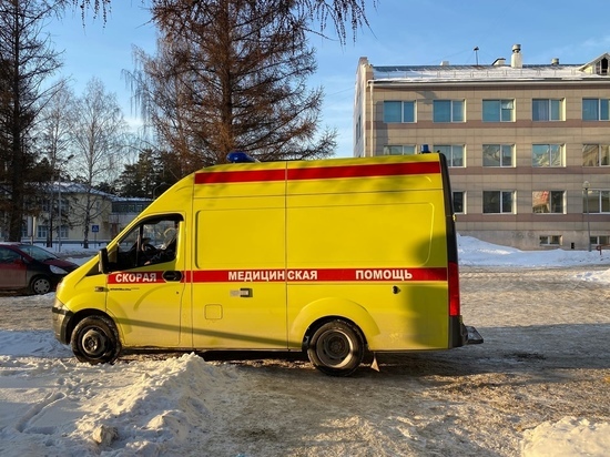 Фельдшер скорой помощи рассказала о сокращении количества бригад в Омске