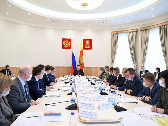 Игорь Руденя обсудил с правительством меры против ковида и дорожный ремонт