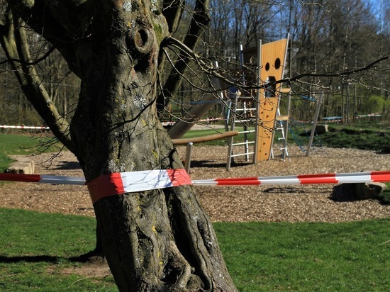 На одной из улиц Донецка обнаружен подозрительный предмет