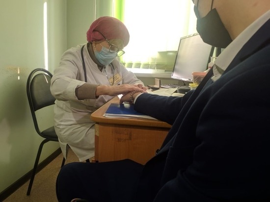 В Пензенской области почти 600 подростков вакцинировались от COVID-19