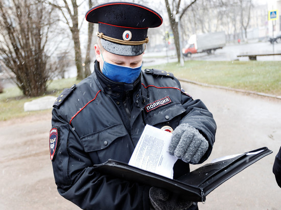 Около 300 жителей Псковской области оштрафовали за нарушение масочного режима