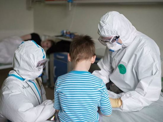 Владимирцев предупредили, какой бывает симптоматика омикрона у детей