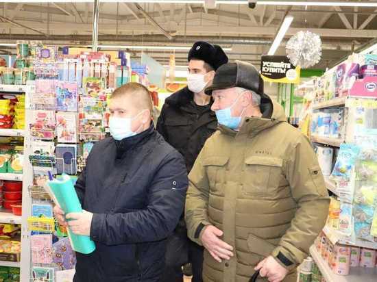 Владимирцев «шкурят» за отсутствие масок в магазинах