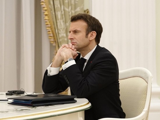 Макрон заявил, что встречей с Путиным снял напряженность вокруг Украины