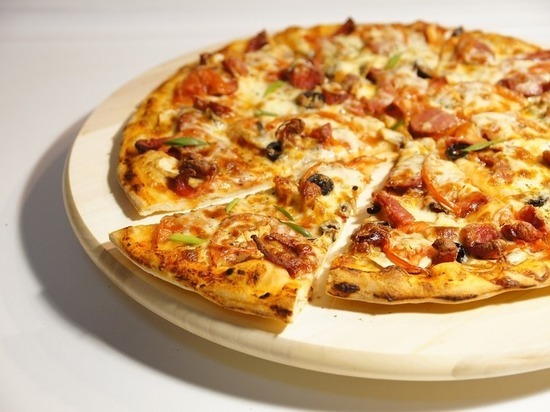 Отметить всемирный день пиццы и предсказать урожай – какие праздники отмечают 9 февраля
