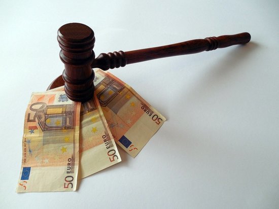 Германия: Судья заявил, что невакцинированных могут обязать доплачивать за лечение