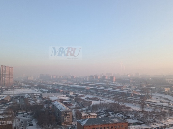 «Бьет по глазам и дыханию»: аллерголог из Красноярска рассказала о вреде смога для здоровья