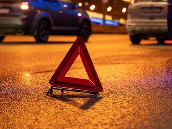 В Ростовской области женщина на иномарке сбила пешехода и скрылась с места аварии