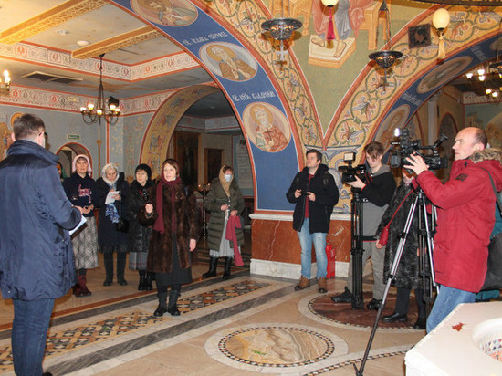 Журналисты Серпухова посетили Покровский храм в Ясеневе