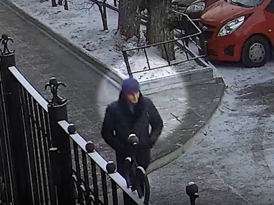 Полиция попросила опознать возможного подозреваемого в Чите