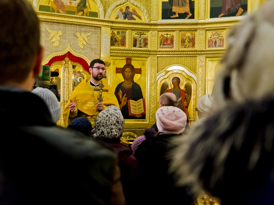 «Это все нам чужое»: православный эксперт объяснил, как церковь относится ко Дню всех влюбленных